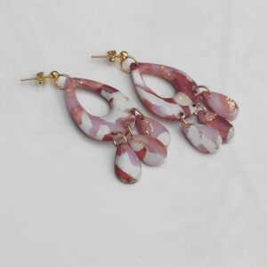 Orecchini ovali in fimo e foglia d'oro